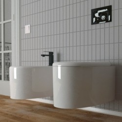 Hidra Komfort miska WC wisząca system cichego spłukiwana +Plus z deską wolnoopadającą