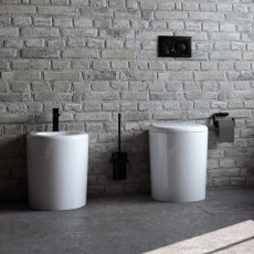 Hidra Komfort miska WC stojąca system cichego spłukiwana +Plus z deską wolnoopadającą KMR20 001+ KMZQ 001